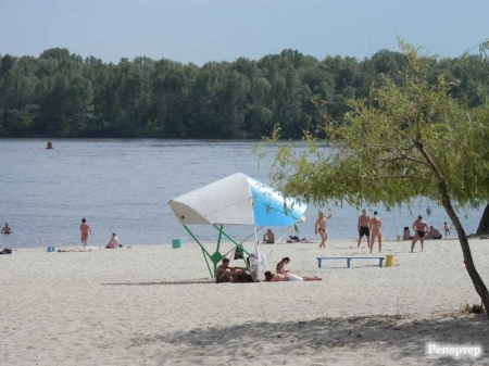 На Дніпрі покищо можна купатися – Держсанслужба Кременчука