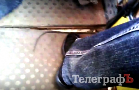 Приколы нашего городка: Маршрутка с «двойным дном» Приколы нашего городка: Маршрутка с «двойным дном»