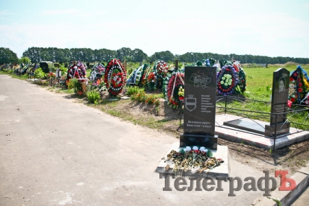 В День Незалежності кременчужани нестимуть Героям квіти на Свіштовське кладовище