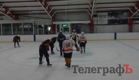 Тренер ХК "Кременчук" Дмитро Підгурський: "Наше завдання - вигравати в кожному матчі"