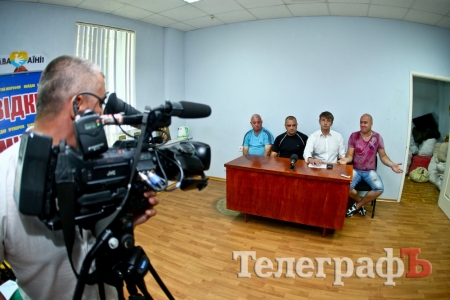 Издержки «перемирия» на Донбассе: стреляют по-прежнему, но не платят боевых