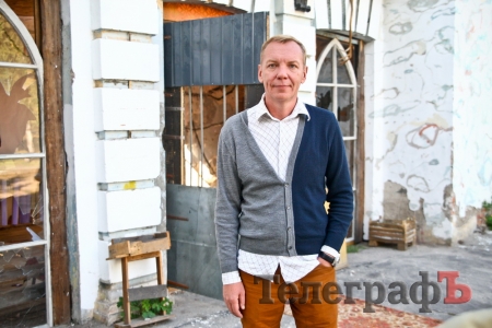 Старый кинотеатр "Днепр" с 9 сентября начнут консервировать