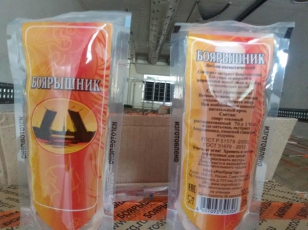 На выезде из Кременчуга задержали фуру с подпольным "боярышником"