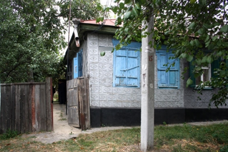 Кременчужанин из-за ревности зарезал свою сожительницу