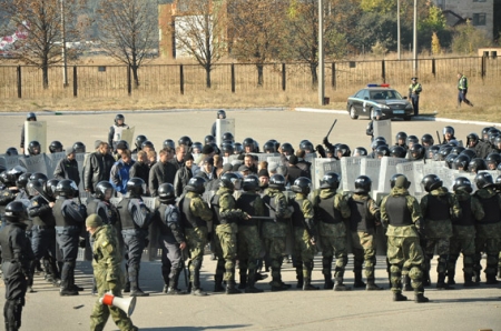 Міліція Полтавщини ліквідувала "масове заворушення"