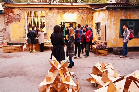 Кременчужан навчать сприймати сучасне мистецтво у Adapter