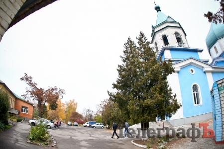 Самые экзотические избирательные участки в Кременчуге