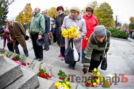 Кременчужане почтили память воинов-освободителей