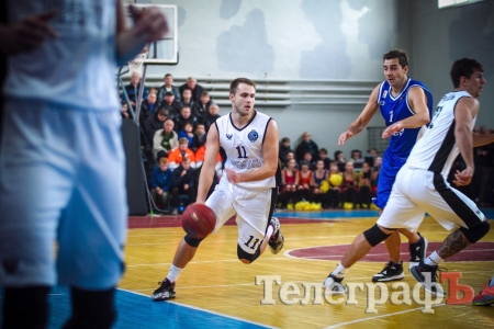 Баскетбольний клуб "Кремінь" здобув першу історичну перемогу