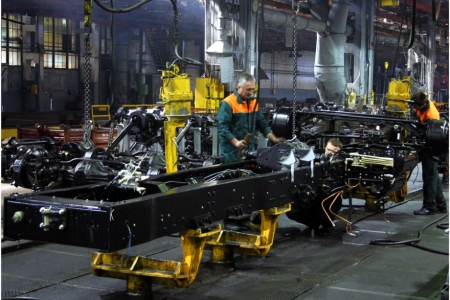 В октябре КрАЗ в два раза увеличил выпуск автомобилей