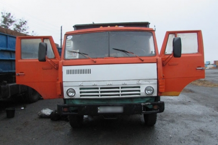 На Полтавщине в кабине грузовика сгорел мужчина