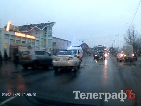 На Лашках в лобовую столкнулись Daewoo и KIA