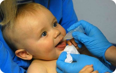 Ризики вакцинації від поліомієліту і ризики відмови від неї