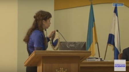 Оксана Піддубна подарувала дзеркало Віталію Малецькому