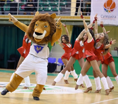 Кременчуцька баскетбольна команда здолала одного з лідерів першості