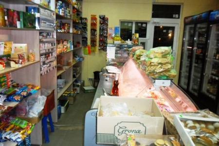 В Кременчуге пьяненький грабитель в маске ворвался в магазин, но что-то пошло не так... В Кременчуге пьяненький грабитель в маске ворвался в магазин, но что-то пошло не так...