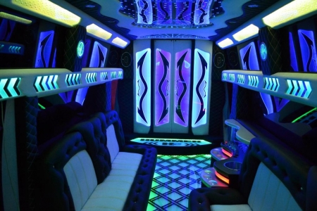 В Кременчуге замечен Mega Hummer