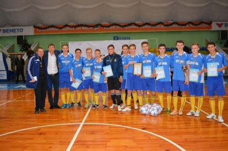 "Кремінь-2000" виграв "Кубок Ковпака-2015"