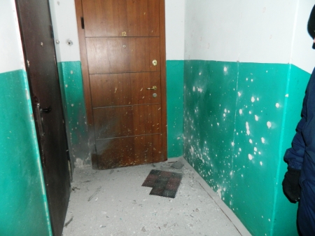 Гранату, которая взорвалась в кременчугском подъезде, привезли из зоны АТО Гранату, которая взорвалась в кременчугском подъезде, привезли из зоны АТО