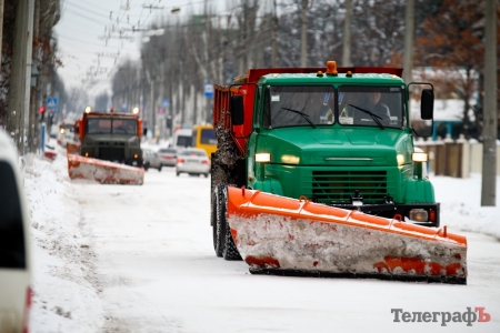 Прошлой ночью в Кременчуге чистили второстепенные дороги