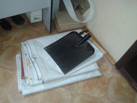 На боротьбу з Путіним кременчужани несуть допомогу