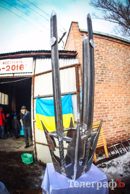 Кузнецы выковали обелиск кременчужанам, погибшим в зоне АТО