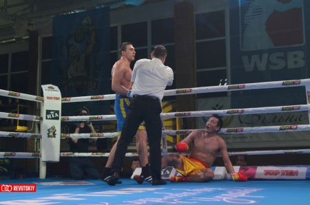 Кременчуцький боксер Віктор Вихрист, з ударом як у Кличко, переміг китайця