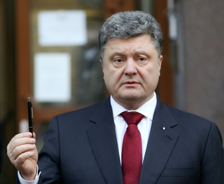 БРЕХУНИ. Політики влаштували народу спектакль «Ми майже зняли Яценюка»