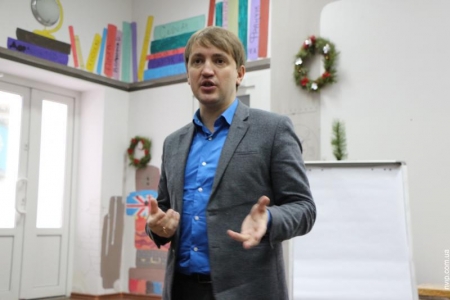 Є підстави позбавити мера Кременчука його повноважень, - експерт Інституту Політичної Освіти