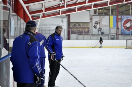 Хокейний клуб "Кременчук" обіграв "Витязь" з Харкова