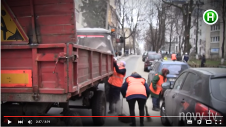 Коммунальщики к приезду высоких гостей за полтора часа покрасили бордюры