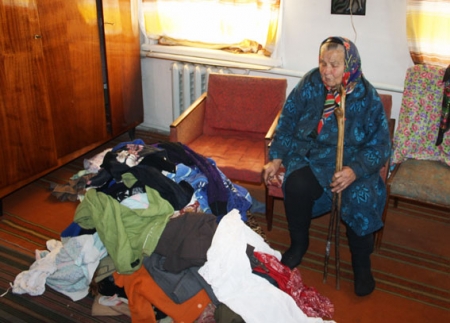 В Кременчугском районе совершено разбойное нападение на пенсионерку