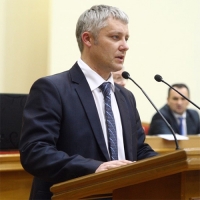 Миллионеров нет: «отцы» Кременчуга за прошлый год заработали чуть более 2 млн грн