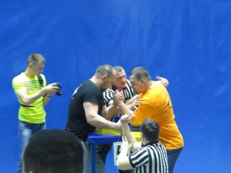 "Бронза" з армспорту підкорилася кременчужанину Володимиру Базалуку