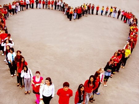 24 апреля. Флеш-моб "Живое сердце" 24 апреля. Флеш-моб "Живое сердце"