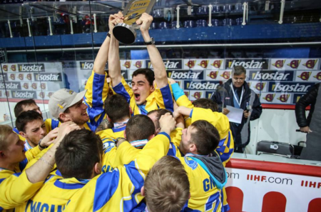Хокеїсти "Кременчука" допомогли  збірній України перемогти на чемпіонаті світу