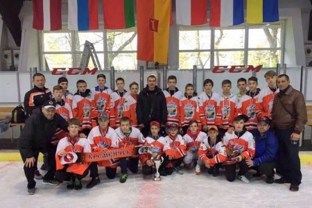 Хокейний клуб "Кременчук 2002/03" – бронзовий призер міжнародного турніру