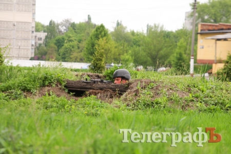 Кременчуцькі артилеристи відбили умовну атаку "диверсійної групи"