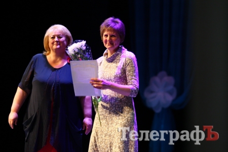 Кременчуцьких медсестер привітали з професійним святом