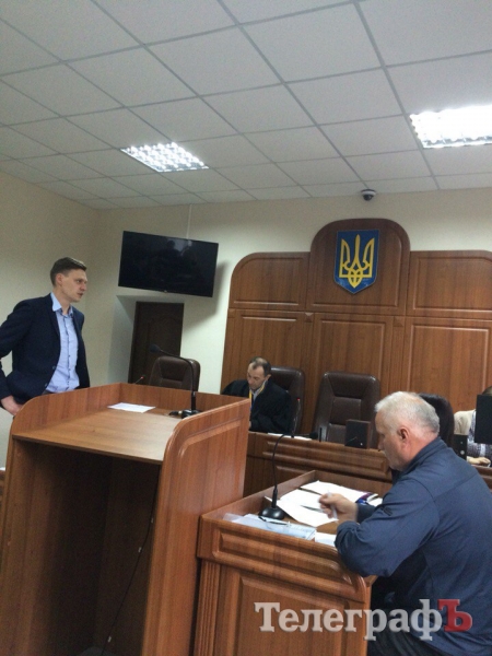 В Кременчуге бывший вице-мэр пытается  через суд восстановиться на должности гендиректора водоканала