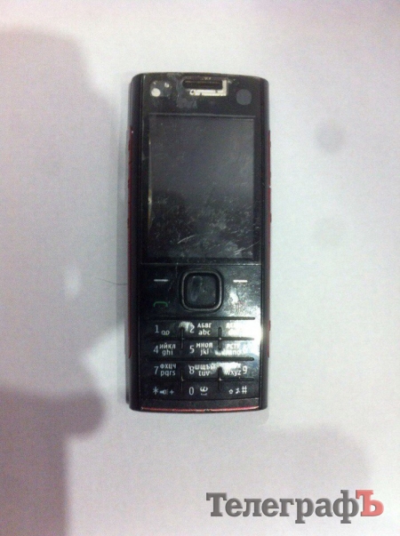 "Моего сына выгнали с ВНО только за то, что у него в кармане остался выключенный телефон", - кременчужанин