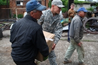 Батальйон "Київська Русь" у Кременчуці завантажили смаколиками