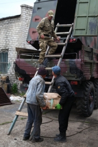 Батальйон "Київська Русь" у Кременчуці завантажили смаколиками
