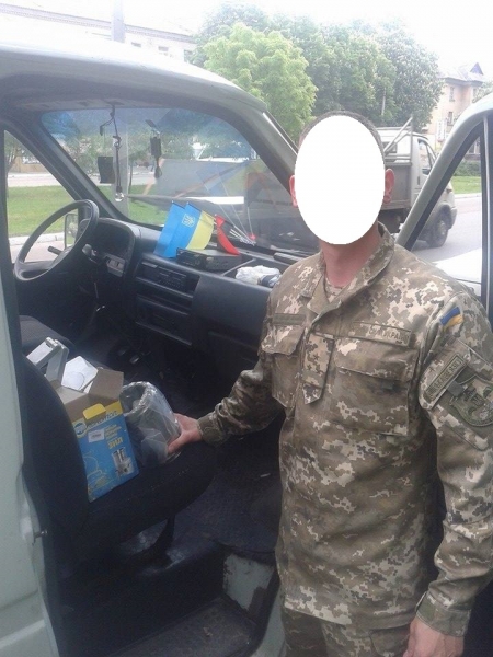 Батальйон "Київська Русь" у Кременчуці завантажили смаколиками