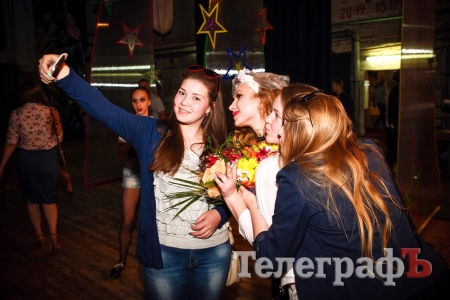 "Королева КрНУ-2016" поразила всех танцем живота и соблазнительной улыбкой