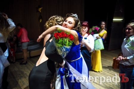 "Королева КрНУ-2016" поразила всех танцем живота и соблазнительной улыбкой