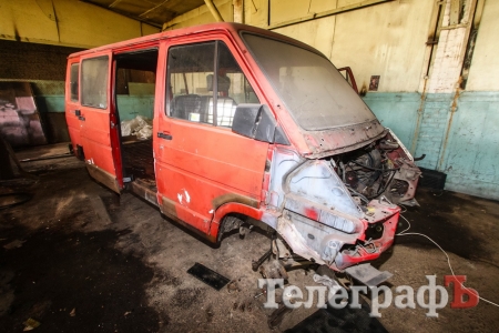 Кременчужанин робить санітарну машину для поранених під Авдіївкою. Потрібна допомога