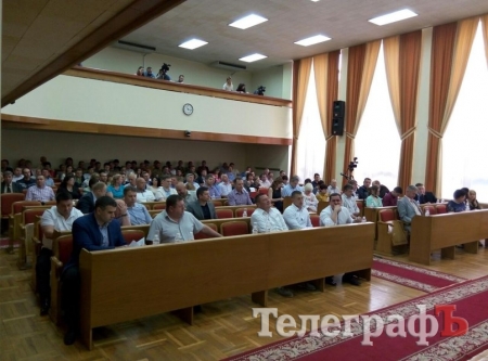 Сессия Кременчугского горсовета 31 мая: 20 запросов за 3 часа работы