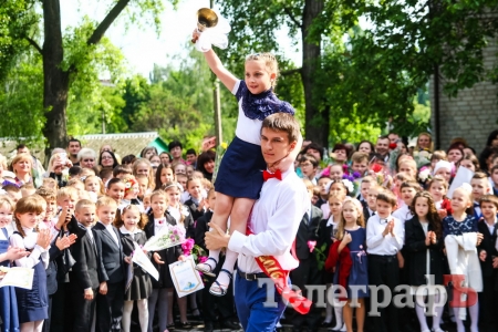 Скільки грошей у кременчужан пішло на випускний?