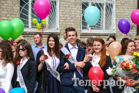 Скільки грошей у кременчужан пішло на випускний?